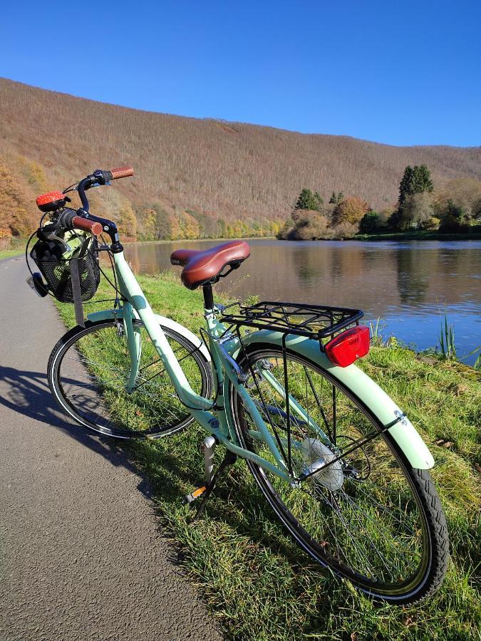 Entre Meuse Et Foret Revin  外观 照片